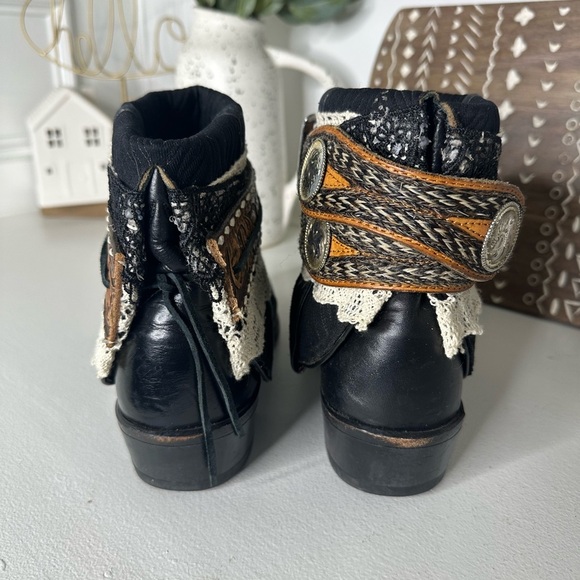 Abilene Boho Western Ankle Boots Black Brown Leather Belted Cowgirl Women’s 8.5 - Picture 6 of 10